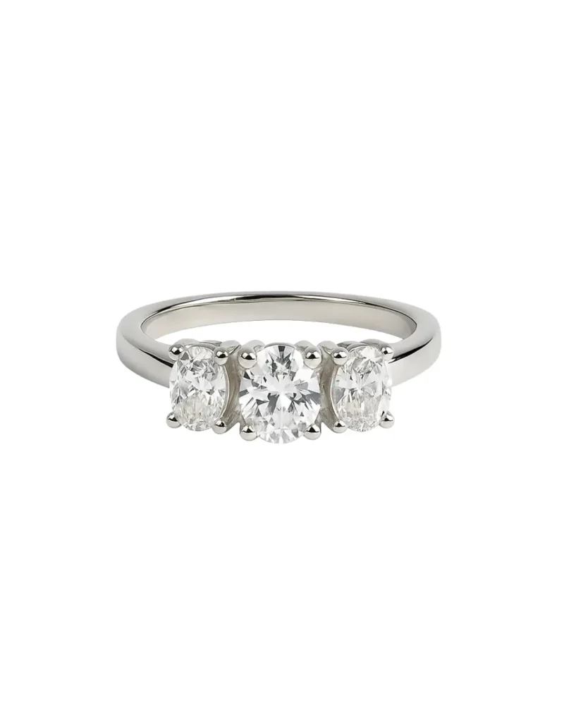 Anillo de acero inoxidable con triple circonia cúbica brillante – Numena Joyas